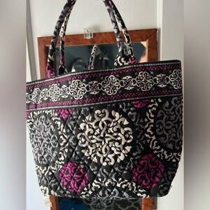 New Vera Bradley shoulder Tote black, white and pink circle pattern